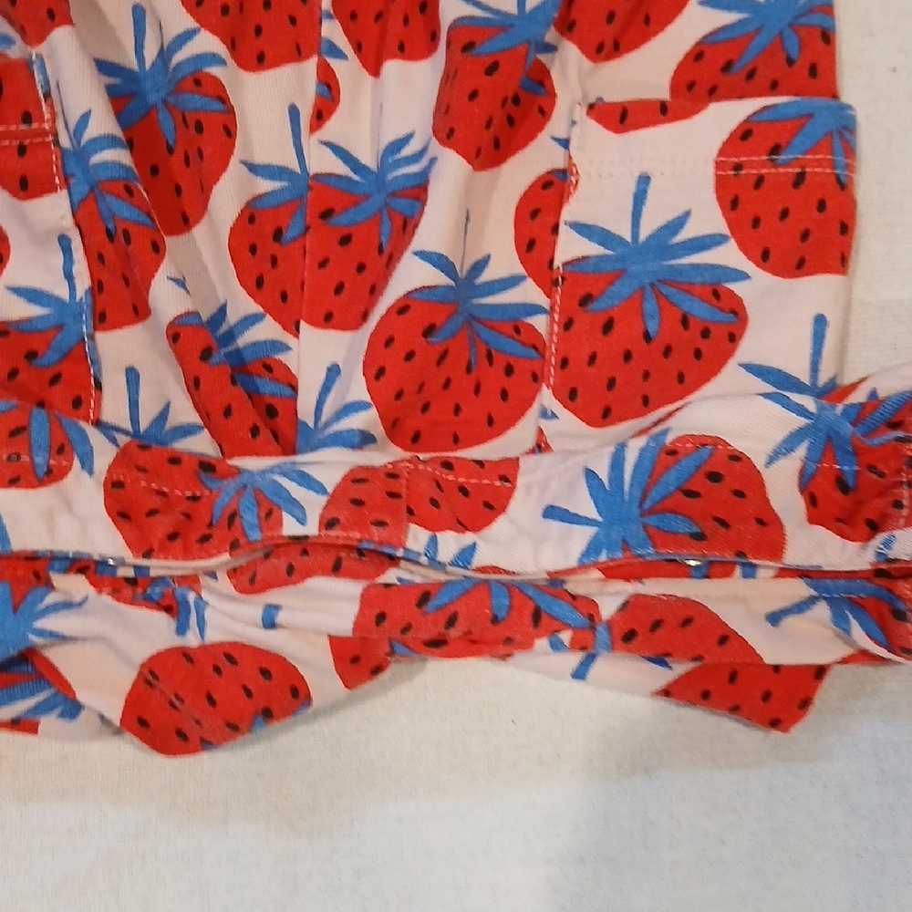 Hanna Andersson Red & White Strawberry Print One-Piece Bodysuit - Picture 5 of 6